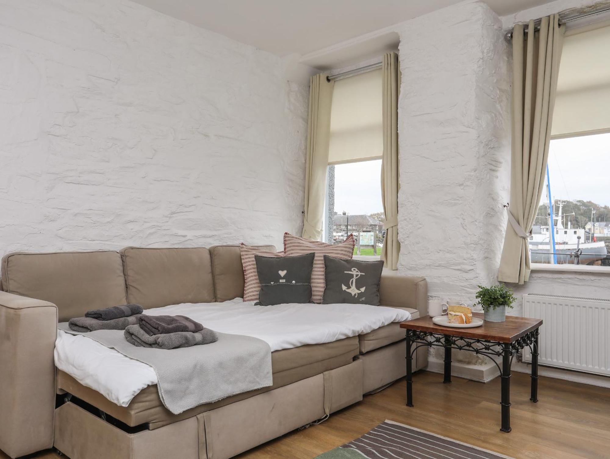 Cornhill Courtyard Apartment พอร์ทแมด็อก ภายนอก รูปภาพ