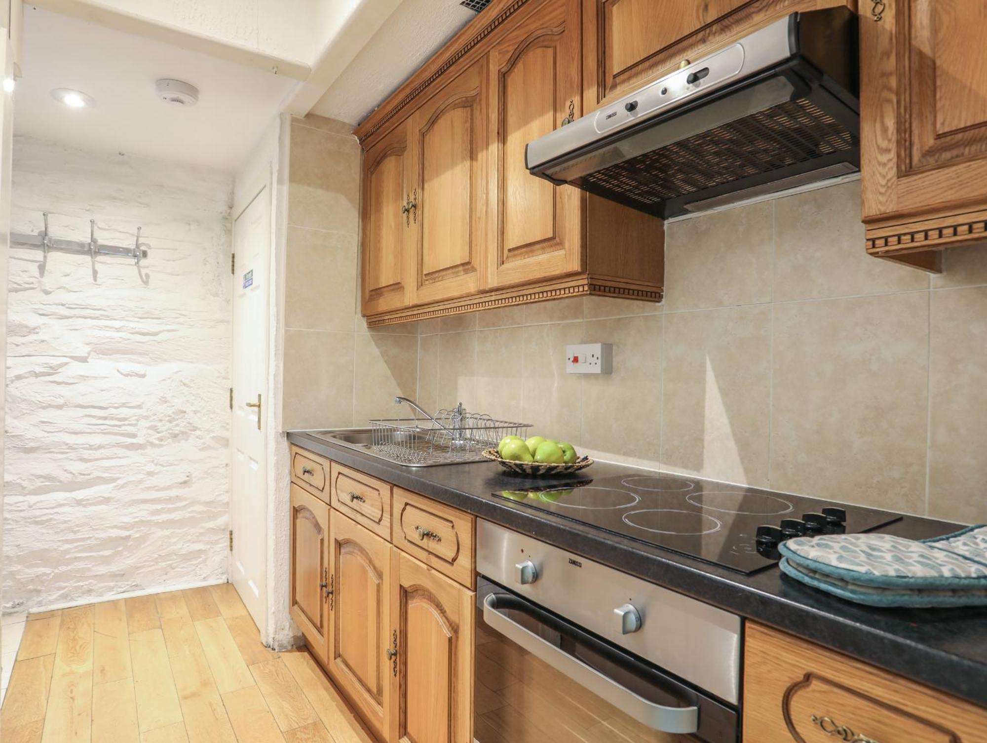 Cornhill Courtyard Apartment พอร์ทแมด็อก ภายนอก รูปภาพ